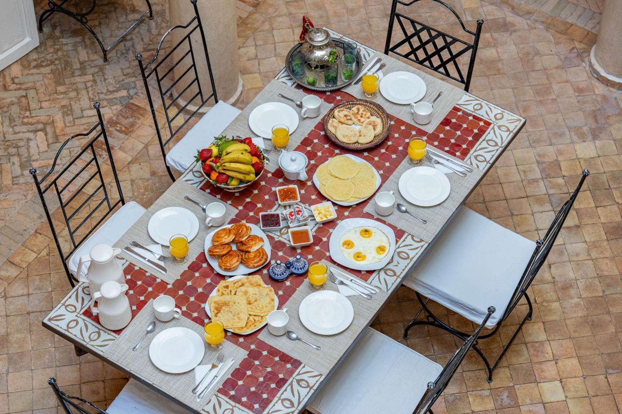 RIAD AWINATI Location Privatisée Marrakesh Extérieur photo